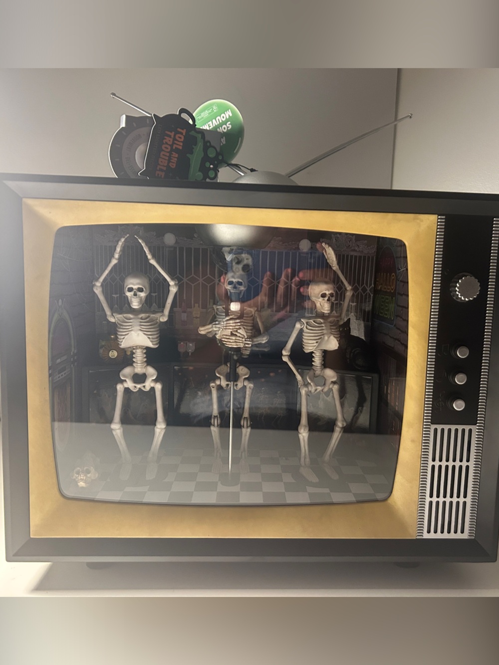 Vintage Inspired TV Display Halloween with Dancing Skeletons Figurines w Songs